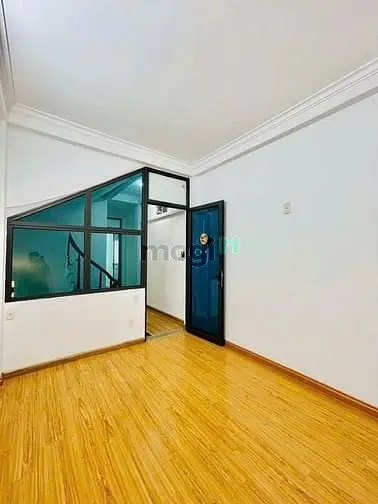 Bán Nhà Đại Từ ,Dt45M2 ,Giá 7.Xxtỷ , Ngõ Nông , Hoáng Sáng , Lô Góc