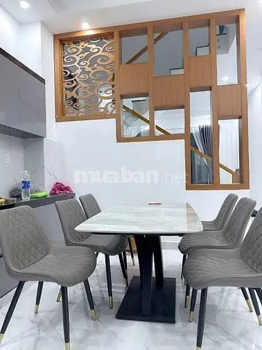 Bán Nhà 6 Phòng Ngủ Mới Xây Trung Tâm Đà Lạt 11 Tỷ Đã Hoàn Công