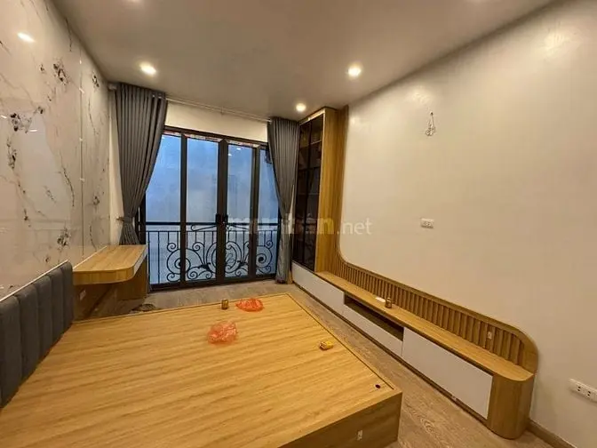 Siêu Phẩm Cầu Giấy Nhà Đẹp Ở Luôn 35M/5 Tầng Chỉ 7.5 Tỷ
