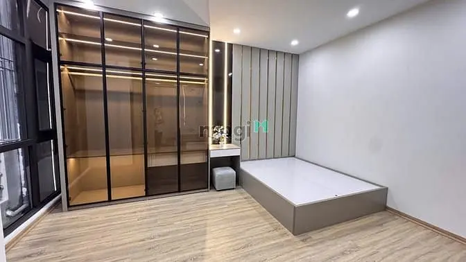 6005799 ảnh đại diện 1