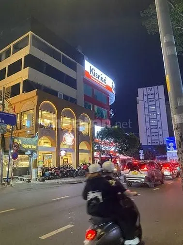 Bán Mặt Tiền Ngã 7 Trung Tâm Sg Ng Gia Tự Vs Lý Thái Tổ,80M2 _ 28 Tỷ!