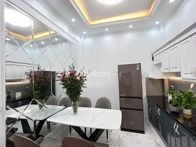 Bán Nhà Biên Giang Hà Đông, Phân Lô Ô Tô Cách 15M, 38M2 X5 Tầng Giá Ch