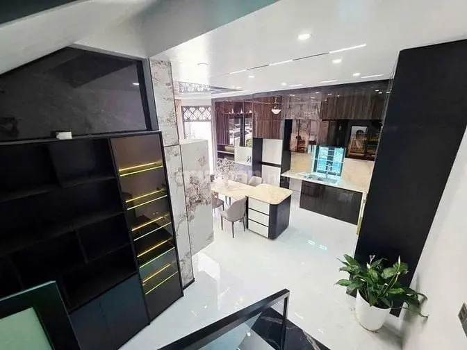 🏡 Làng Cổ Đông Ngạc – Ô Tô Đỗ Cửa – 5 Tầng Full Nội Thất – Nhà Đẹp Ở