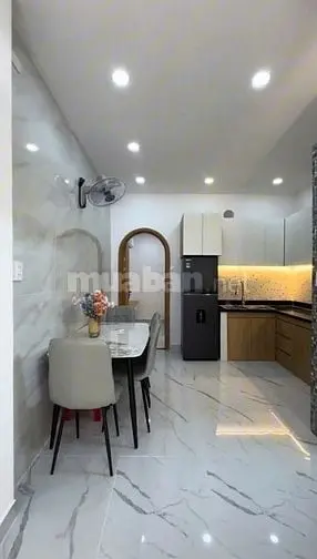 Nhà Đẹp Sổ Riêng Chính Chủ Gò Vấp - Đường Bến Đình -P6 2T950/48M2
