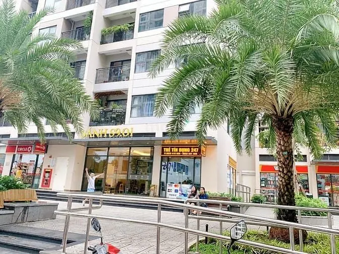Mới-Cho Thuê Shophouse Khối Đế Chung Cư Mặt Sảnh 13 Triệu/Tháng