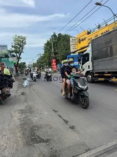 Cho Thuê 1000M2 Mt Nguyễn Thị Định, Góc 2Mt Trước Sau Bình Trưng Tây,