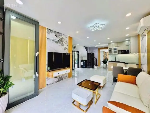 6006305 ảnh đại diện 1