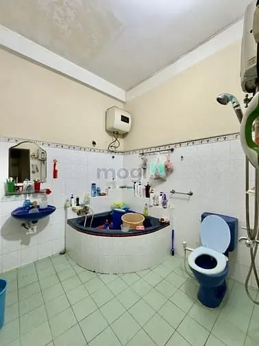 🌘 Tài Sản Chờ Người Mở Khoá 📍Vị Trí: Mặt Tiền Đường Lớn, P10, Q5