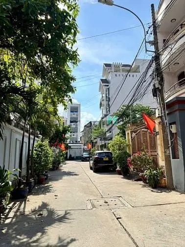 Bán Gấp Khuôn Đất Đẹp Ngay Trần Não 10X19, Xây 6 Tầng- Giá 30 Tỷ