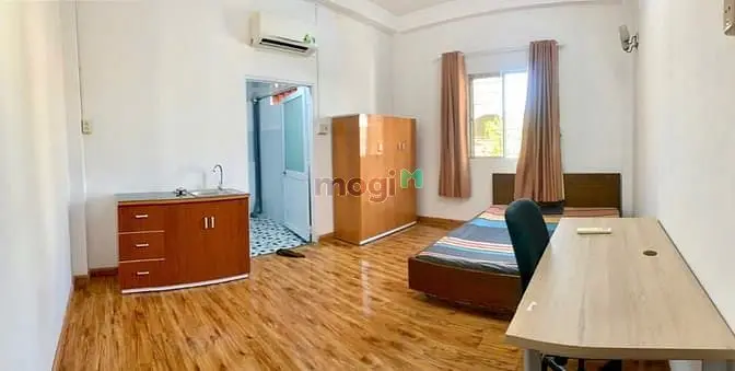 Cho Thuê Studio Cửa Sổ Thoáng-Gần Lotte - Cầu Kênh Tẻ-Sát Đh Ntt-Tđt