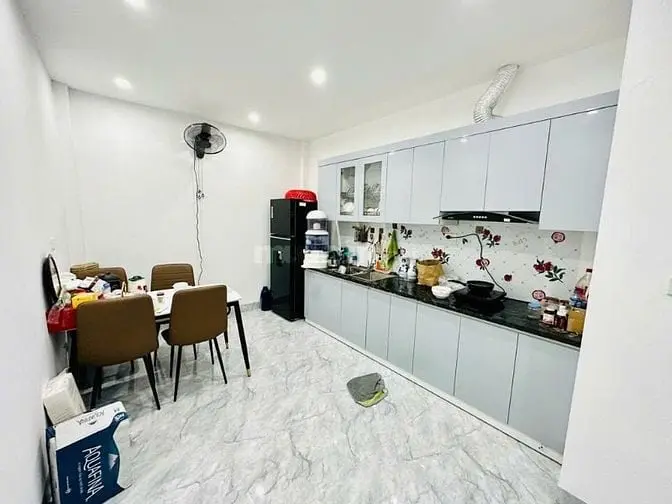 Bán Nhà Hot - Đình Thôn - Giá Tốt - Gấn Bãi Oto - 40M - Chỉ 7,2 Tỷ