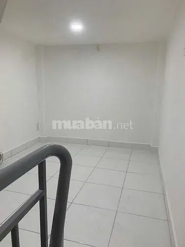 Cho Thuê Nhà Hẻm 2M(Xm) Lê Hồng Phong, P.1, Q.10 Giá 8.5Tr