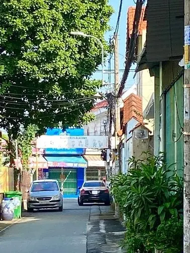 Chính Chủ Cần Bán Nhà Hẻm Thông 2 Xe Hơi