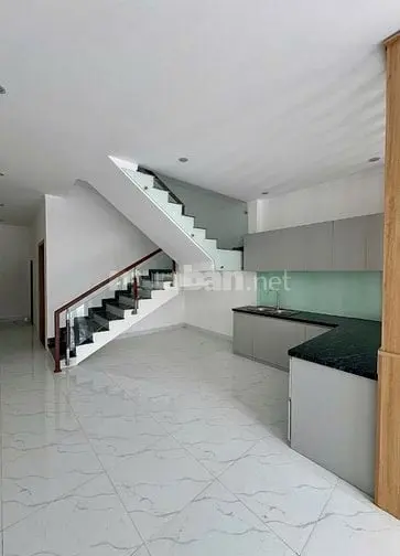 Cần Tiền Bán Gấp Nhà Lầu Xây Mới Giảm Sâu 100 Triệu