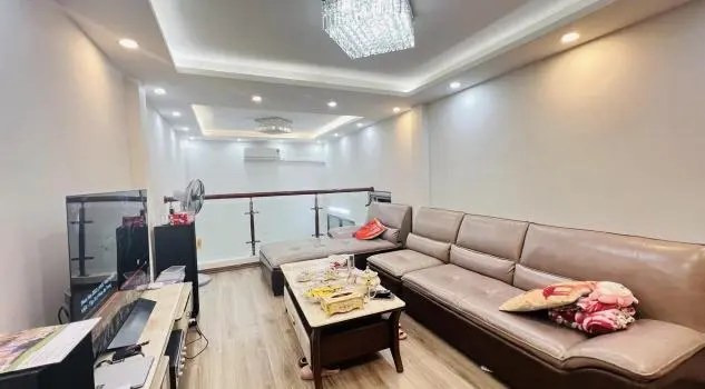 Bán Nhà Lê Thanh Nghị- Tạ Quang Bửu. Dt 52M2X5T Ngõ Thông Kinh Doanh