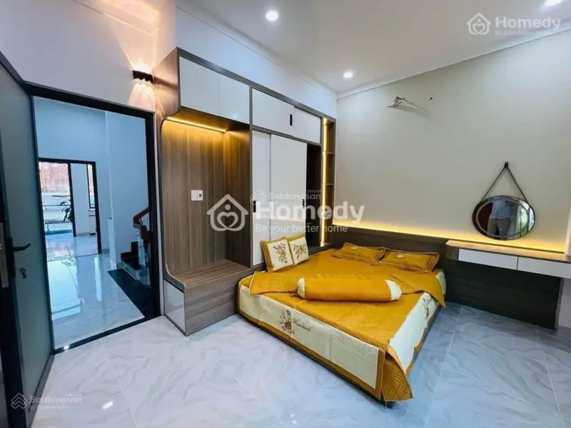 Bán Gấp Nhà 2 Lầu Ở Sư Vạn Hạnh, Phường 12, Quận 10. Ngay Vạn Hạnh Mall. Thuê 20Tr/Th. Giá 3Tỷ050Tl