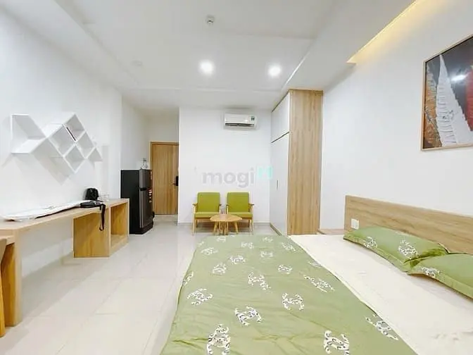 Cho Thuê Chdv 1Pn Tách Bếp- Ban Công Thoáng- Nội Thất Cao Cấp-