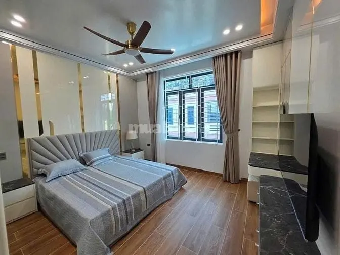 🏡 Làng Cổ Đông Ngạc – Ô Tô Đỗ Cửa – 5 Tầng Full Nội Thất – Nhà Đẹp Ở