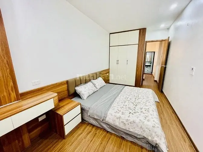 💥 Nhà Mới Đống Đa - Hào Nam - Ngõ 3Gac Tránh - 32M - 5 Tầng - 4 Ngủ.
