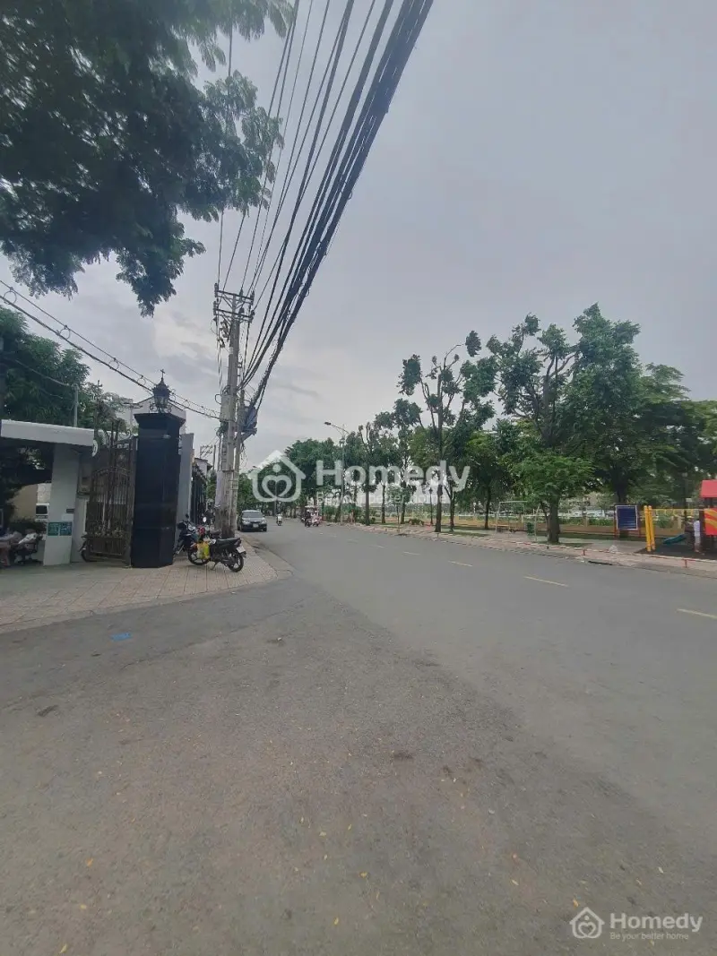 Bán Nhà Bình Thạnh - Đối Diện Công Viên Tầm Vu - Trệt 3 Lầu - Có Ban Công - Xe Hơi Né Nhau. 12.5Tỷ