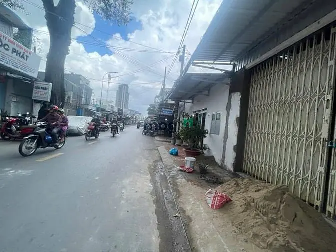 Bán Đất Tặng Nhà Mặt Tiền Nguyễn Thị Minh Khai, Ninh Kiều, Cần Thơ