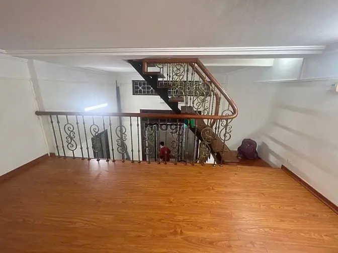 Bán Gấp Nhà Lô Góc Hđ🔥4 Tầng- 30M²- Chỉ Có 7,199 Tỷ🔥Gần Quang Trung