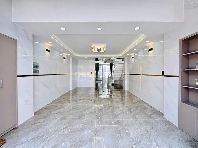 Đi Nước Ngoài Định Cư Bán Gấp Nhà Ở Đường Trần Hưng Đạo, Phường 11, Qu