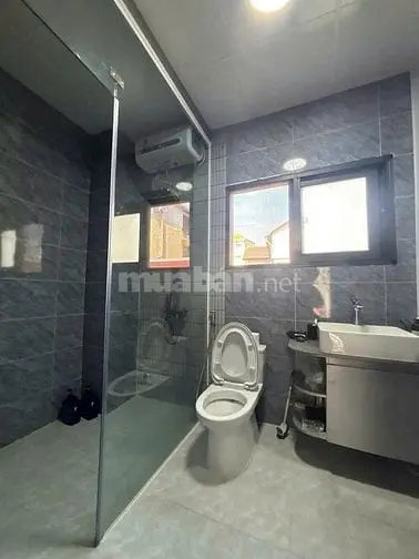 Bán Villa Hùng Vương P9 Đà Lạt - 5Pn, Full Nội Thất, Hẻm Ô Tô