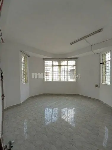 Bán Căn Hộ Chung Cư Sư Vạn Hạnh, Trung Tâm Q5