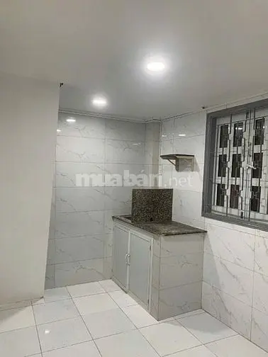 Cho Thuê Nhà Hẻm 2M(Xm) Lê Hồng Phong, P.1, Q.10 Giá 8.5Tr