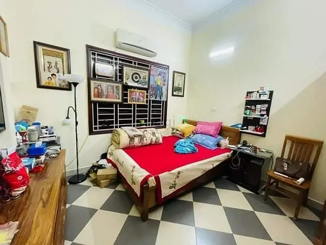 Cho Thuê Nhà Ngõ 121 Thái Hà 55M X5T Ô Tô Đỗ Cửa