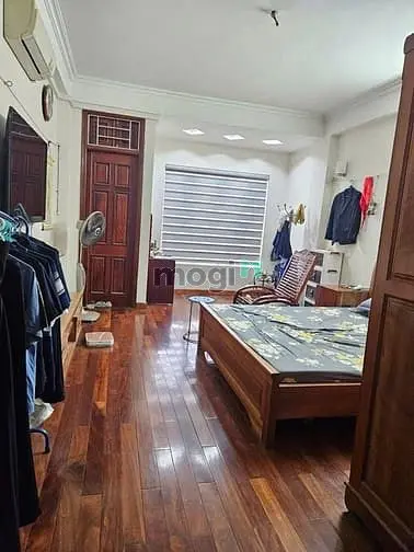 Bán Nhà Phố Khâm Thiên, Gần Phố, Lô Góc 76M2, Nhà 6T Giá 20 Tỷ