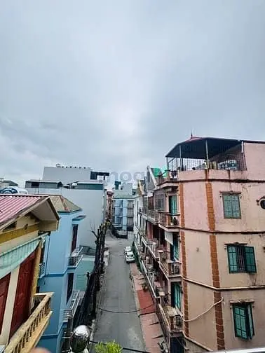Phân Lô-Gara 3 Ô Tô- Kinh Doanh Đỉnh- Ô Chờ Thag Máy