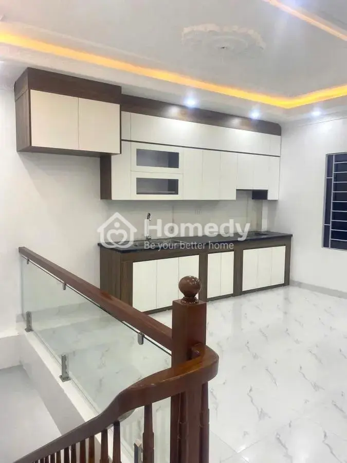 Bán Nhà Tứ Hiệp 38M2 X 5 Tầng, Giá 7.5 Tỷ, 2 Bước Ra Ô Tô