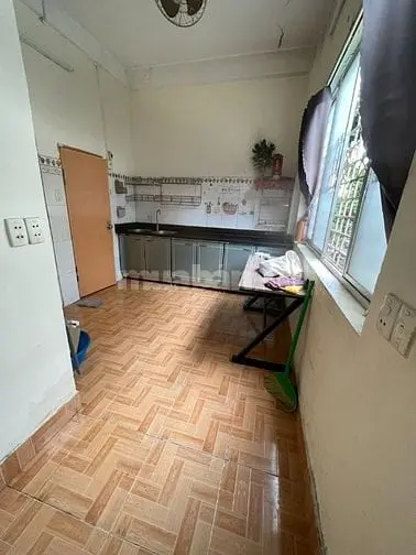 Cho Thuê Căn Góc Lầu 1 Chung Cư Hoàng Hoa Thám 3, Quận Tân Bình
