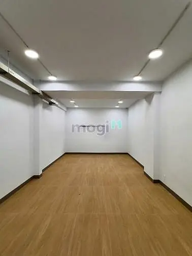 Siêu Phẩm Toà Nhà Ốp Kính - 20A Hậu Giang - 360M2 Sàn Chỉ 25 Triệu