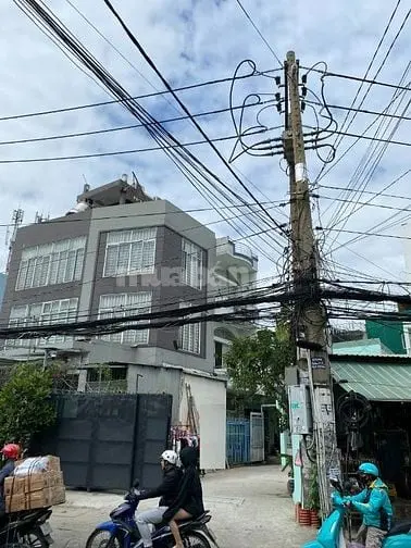 Chỉ 4.9 Tỷ Có Ngay Nhà Đúc 3 Tấm Hxh Đường An Dương Vương