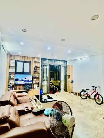 6006595 ảnh đại diện 1