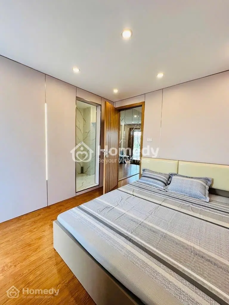 Tập Thể Mặt Phố Quỳnh Mai, Hai Bà Trưng. 3Pn , Ở Cực Vip . Lh 0336588***