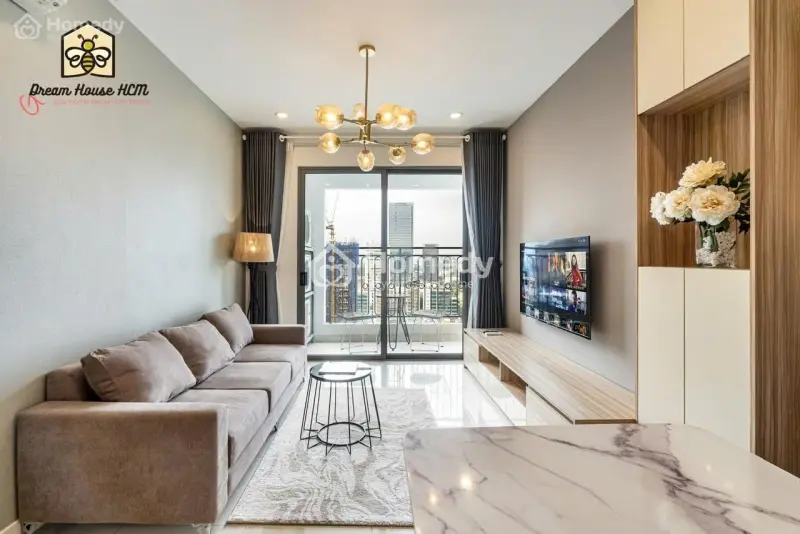Cho Thuê Căn Hộ 2Pn-2Wc Saigon Royal City View