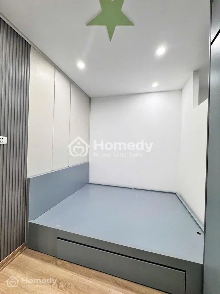 Tập Thể Duplex Quỳnh Lôi, Hai Bà Trưng, Tầng 5, 4 Ngủ, Ô Tô Đỗ Ngay Chân Cầu Thang.lh 0336588***