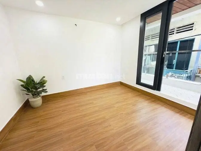 Nhà Đẹp Xây Mới Sát Mặt Tiền Hưng Phú P9 Quận 8 3Lầu Đúc Btct