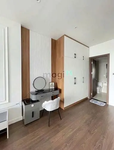 Chung Cư Botanic, Nguyễn Thượng Hiền, Pn: 17Triệu, 2P Ngủ, Nội Thất Mớ