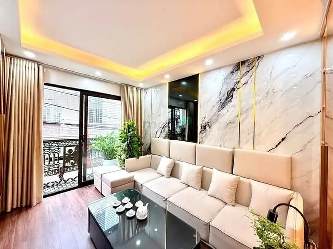 Nguyễn Chính -5 Tầng- Thang Máy- Gara Ô Tô - Kinh Doanh Ngõ Thông