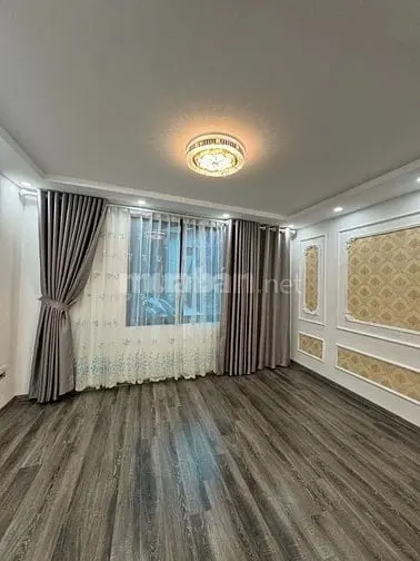 Cần Bán Nhà Ngõ Chợ Khâm Thiên Lh 0395564828
