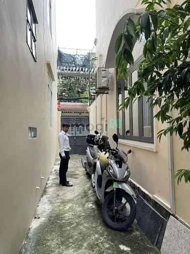 Bán Nhà 4*14M Nguyễn Kiệm Phú Nhuận Đường Oto 5M Kiên Cố 3 Tầng