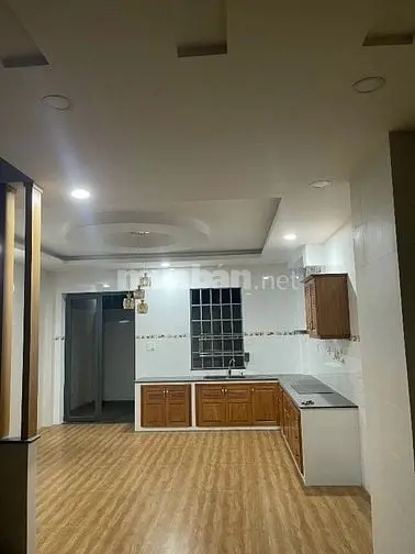 Cho Thuê Nhà Mặt Phố Tại Dương Hồng Garden House, Nguyễn Văn Linh, Bìn