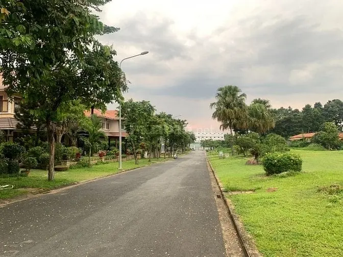 Bán Đất Khu Biệt Thự Thảo Nguyên Sài Gòn, Sát Sân Golf Thủ Đức