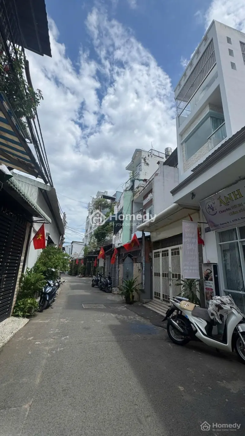 Biệt Thự Sân Vườn Đẹp 3 Tầng 150M2 Đường Hương Lộ 2 Gần Bv Bình Tân Có Gara