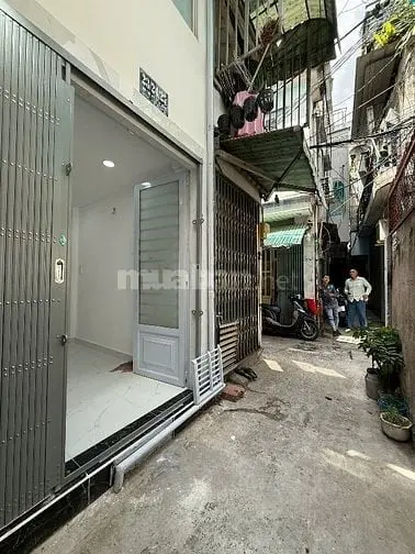 Hh 2% - Bán Gấp Nhà Nhỏ Hai Mặt Tiền (Trước+Sau) 3 Tầng. Nhà Mới Đẹp